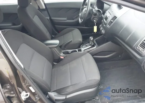 2017 Kia Forte Lx из США, поврежденный, VIN 3KPFK4A72HE115175